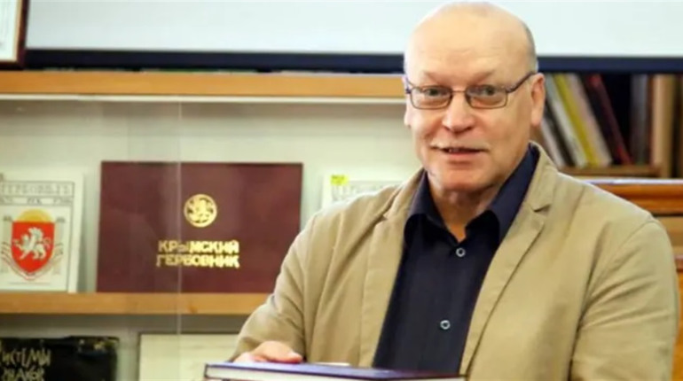 Повідомили про підозру організатору пограбування херсонського музею на майже 11 тисяч експонатів