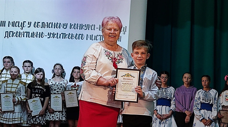 У Дмитрівці пройшло свято “Золотий олімп”: кого нагородили