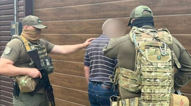 Схвалювали дії окупантів: у Покровську та Слов'янську затримали прихильників "русского мира"