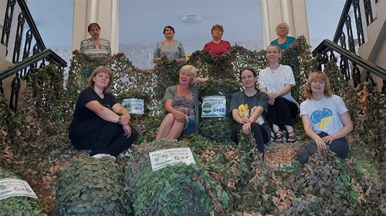 Рух «Сіточки в Балті»: як громада збирає кошти для плетіння сіток для військових