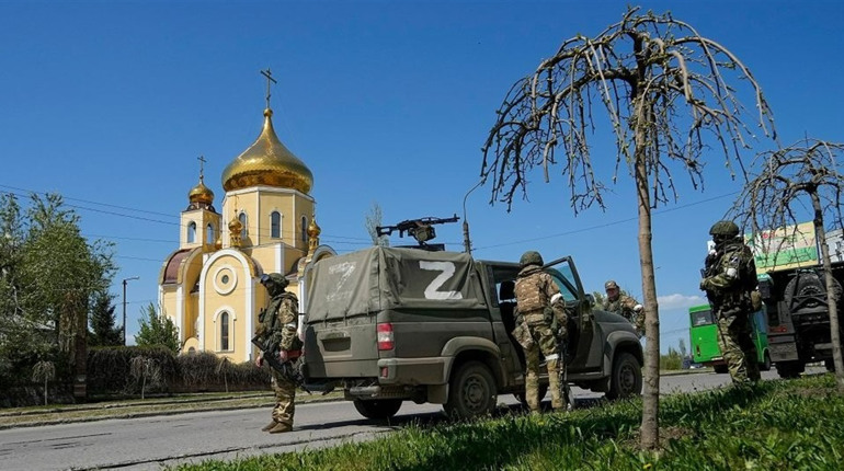 Станьте сірою масою. 10 заповідей виживання в окупації: з досвіду тих, хто зміг вирватися
