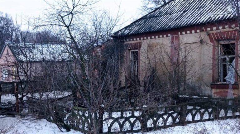 Ворог з мінемету обстріляв прикордоння Сумщини, попав у Будинок культури (фото)