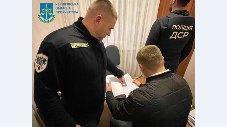 Пів мільйона за роботу, якої не було: посадовець з області відповідатиме перед судом за свої дії