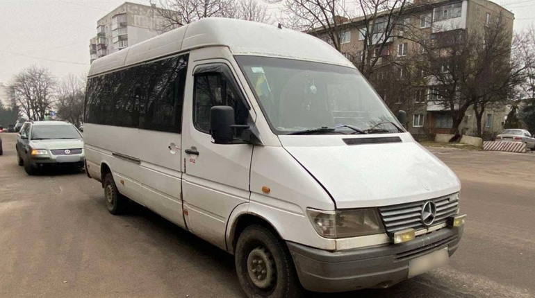 У Фастові автомобіль збив літню жінку. Вона потрапила у лікарню