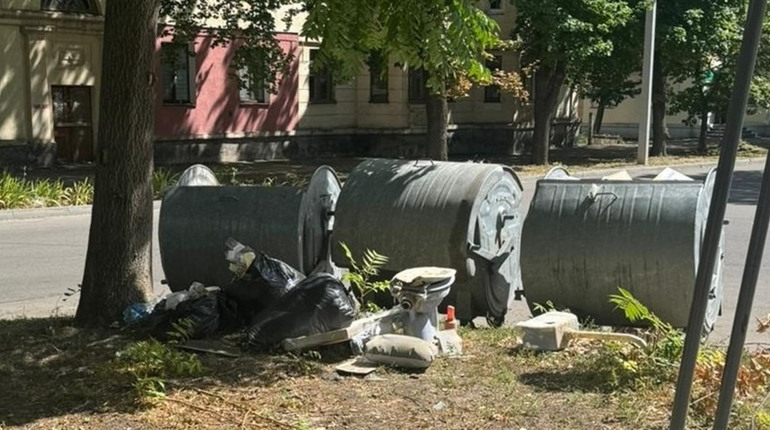 У Жовтих Водах нагадали правила користування контейнерними майданчиками