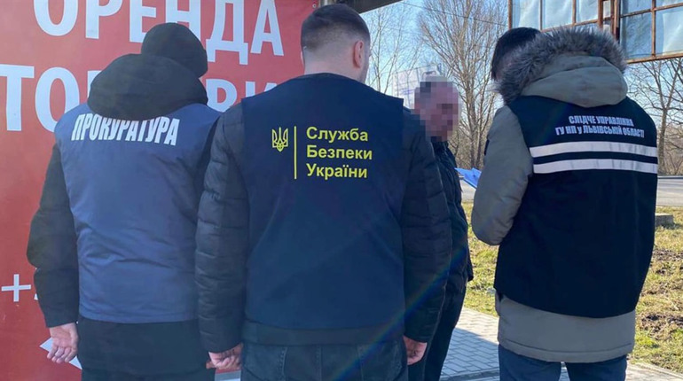 Дрогобичанин продавав підроблені документи для перетину кордону: як роблять бізнес на ухилянтах