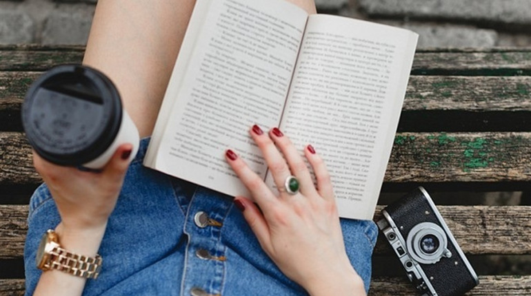 Книги у подорож, які можна взяти в Центральній Бібліотеці Нікополя