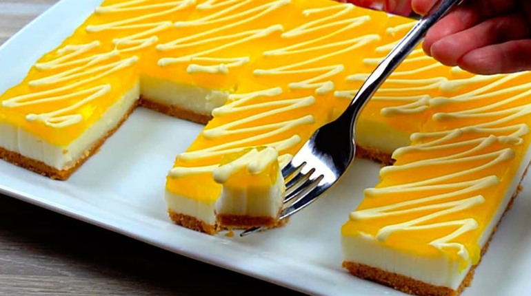 Рецепт дня: лимонний десерт із вершковою начинкою без випікання