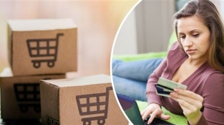 Жителька Звягельщини втратила 7 тисяч гривень, намагаючись придбати куртку онлайн