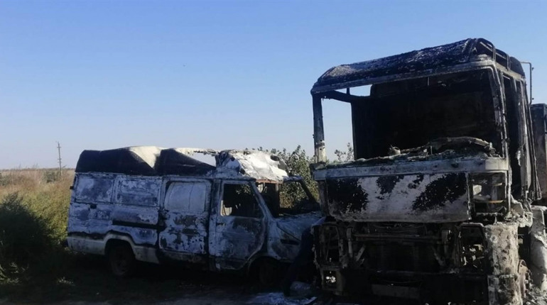В Успенівці чоловік спалив машини знайомого через помсту