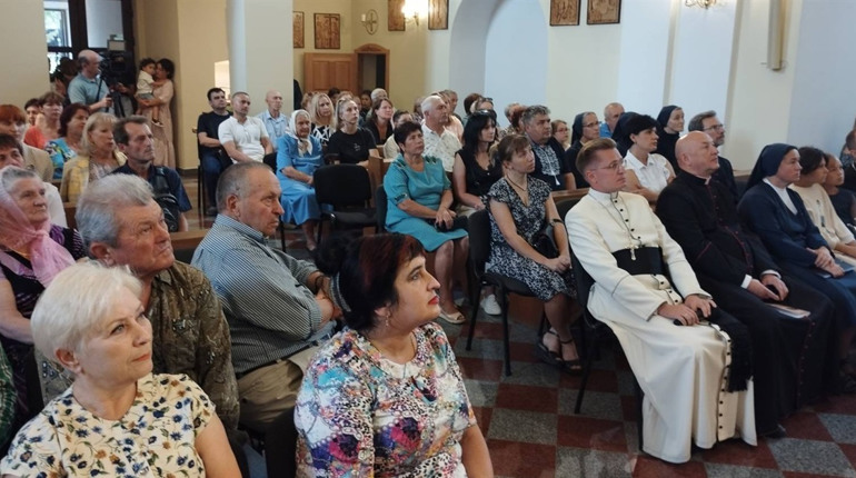 В балтському костелі відбувся перший концерт органної та класичної музики