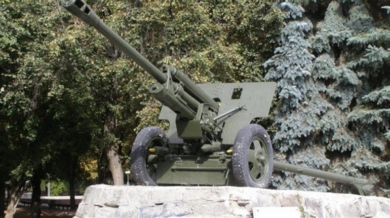 Мінкульт дозволив виключити із держреєстру 9 пам'яток історії радянської доби на Звягельщині
