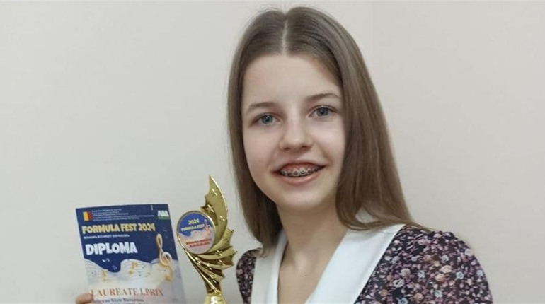 Юлія Лебедєва з Генічеська стала переможницею конкурсу з гри на фортепіано