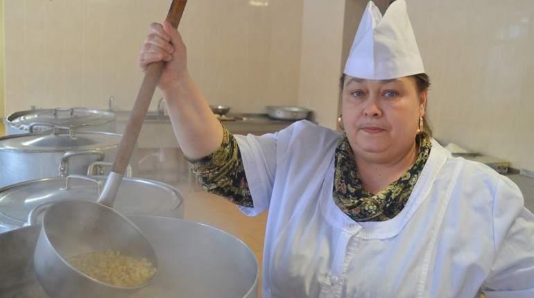 У Біляївській лікарні відремонтували харчоблок. Яку найпопулярнішу у пацієнтів страву там готують