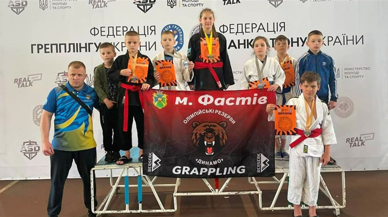 Спортсмени з Фастівської громади завоювали 17 медалей на Чемпіонаті України з грепплінгу