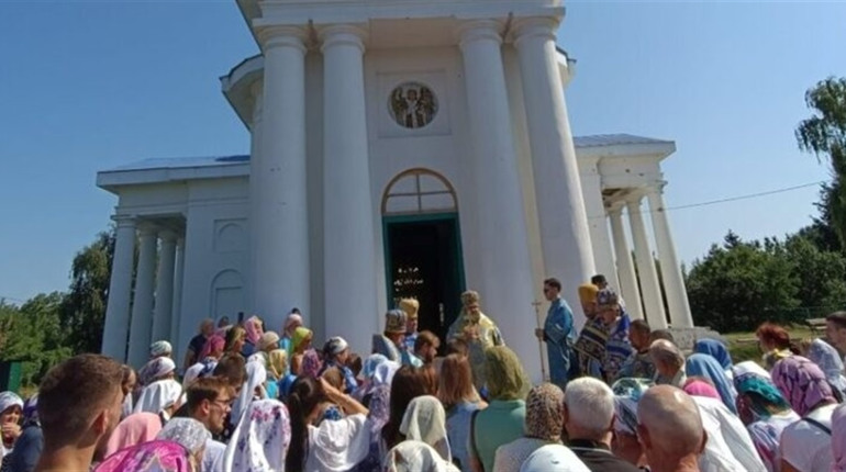 Новий Биків на Бобровиччині став ще одним містом на Чернігівщині без московської церкви