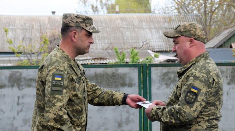 День прикордонника: від Біляївської громади військовослужбовців привітали зі святом