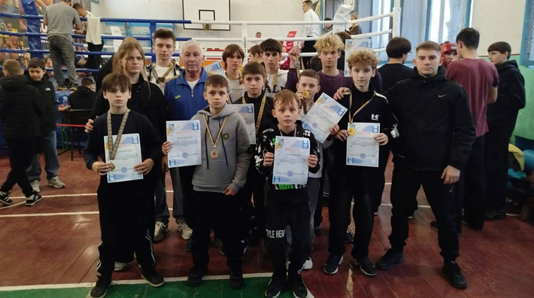 6 золотих та 4 срібні: десяток нагород для первомайських боксерів на змаганнях у Кривому Озері