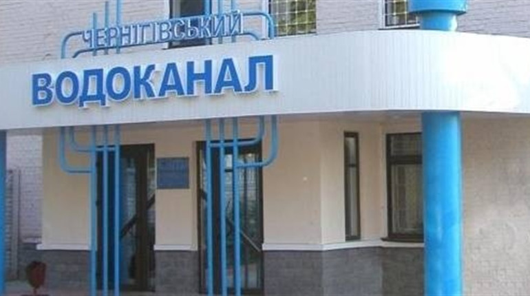 У Чернігові вивозитимуть нечистоти тільки після укладання договору. Як вивільнити свою вигрібну яму