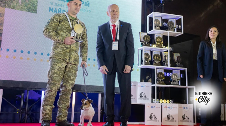 Службовий собака прикордонника з Одещини здобув високу нагороду за пильність і вірність