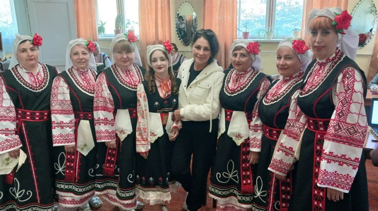 «Гудять» уже понад сорок років: як у Вільшанці зберігають болгарську пісню попри війну і холод