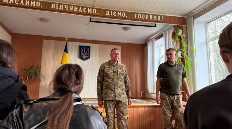 Про що розповіли школярам ветерани під час зустрічі у Первомайську