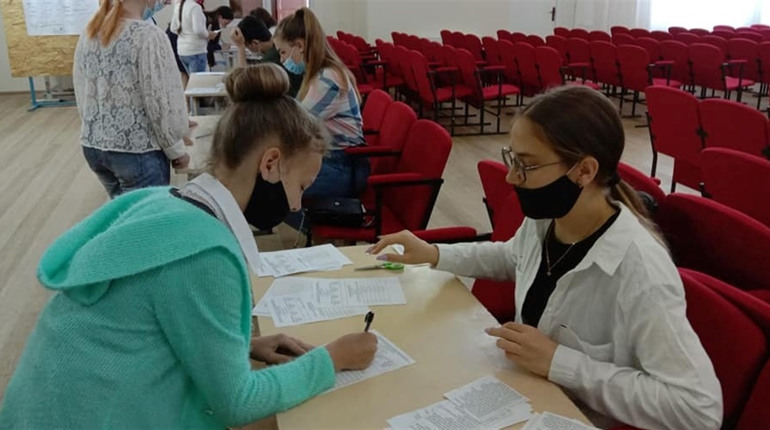 Вирішили остаточно: уроки фінансової грамотності у Біляївській школі №2 розпочинають у ІІ семестрі