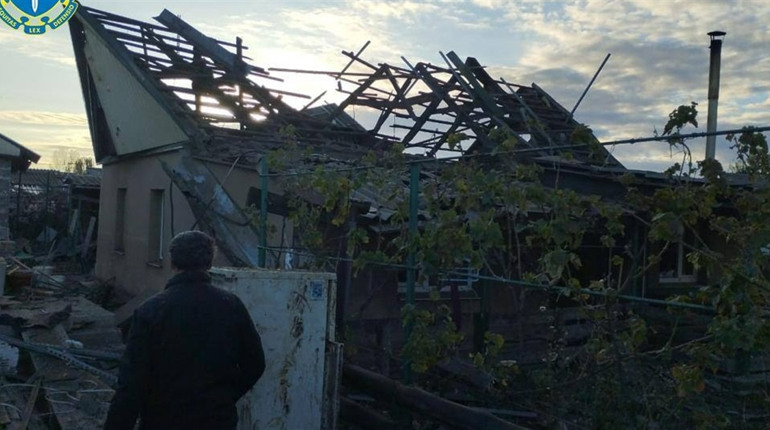 Увечері 18 жовтня ворог обстріляв Херсонщину з артилерії, поранені троє осіб