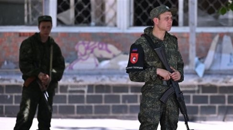 "Перекрили центр і шукали партизанів". Окупанти періодично влаштовують фільтрацію у Мелітополі