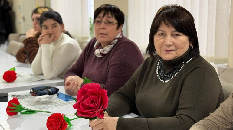 «Я бачила, як у воді пливли дахи будинків»: історія Валентини з Херсонщини, яка пережила окупацію