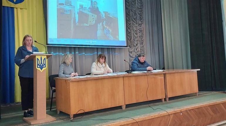 На сесії заслухають звіти керівників Первомайської РВА та районної ради