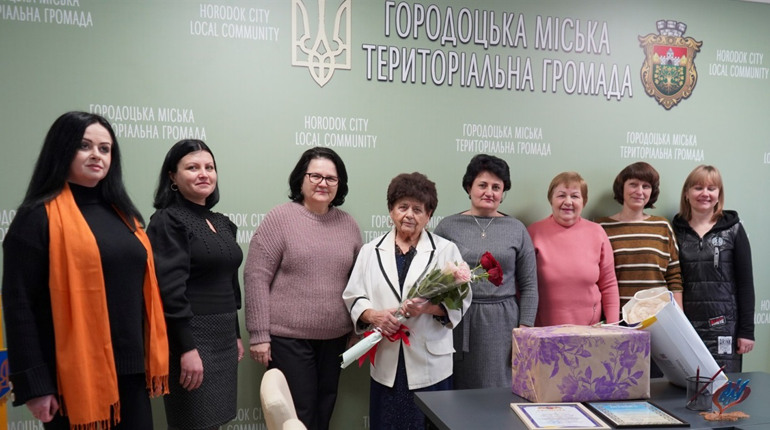 Городоччани привітали одну з найактивніших жінок Городоччини Францішку Чернецьку