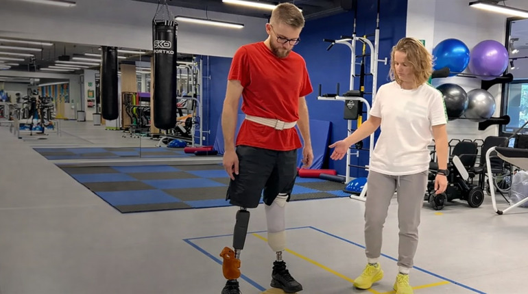 Протезування за держпрограмою: як обрати протезний центр та що варто знати