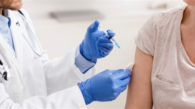 Виїзна група MED OK вакцинує на місці: захистіть колектив від грипу без відриву від роботи