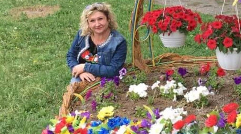 Крала тушонки: колаборантку-мільйонерку окупанти кинули на підвал