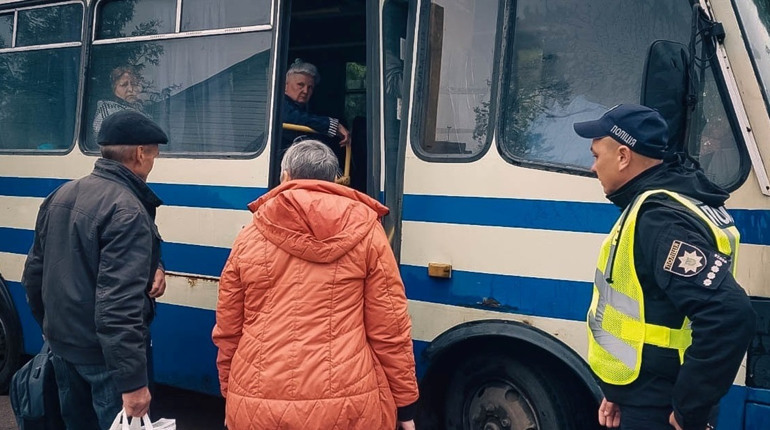 Рада оборони Сумської області ухвалила рішення про евакуацію з міст Шосткинського району