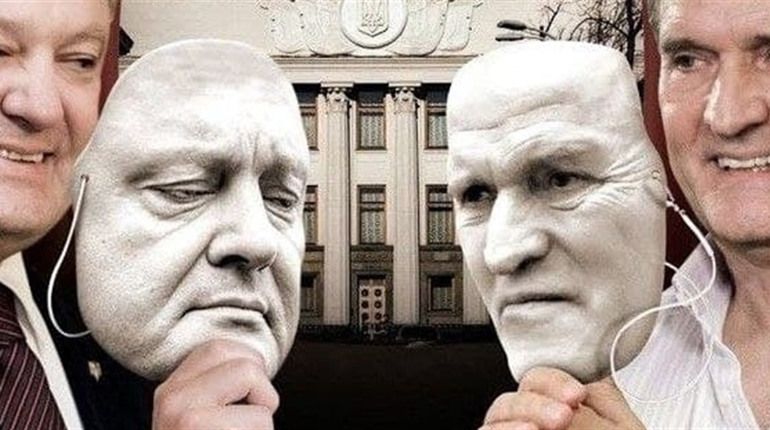 Порошенку оголошено підозру про державну зраду та сприяння тероризму