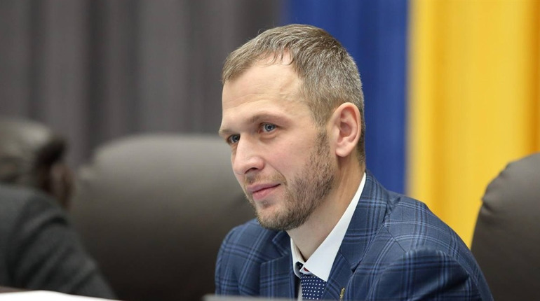 Депутати Тернопільської обласної ради обрали «під ялинку» нового голову