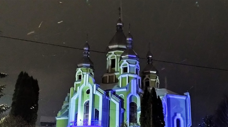 Розклад Богослужінь у храмах Дрогобича на 6-7 січня