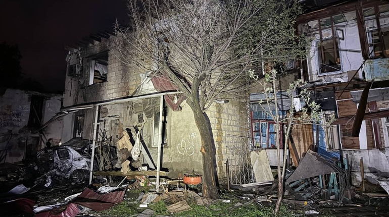 Уночі на 23 квітня ворог випустив 16 "шахедів": у Києві гриміли вибухи, в Одесі постраждали діти