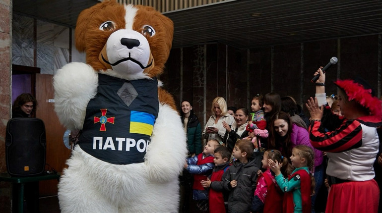 Ініційований нардепом Арсенієм Пушкаренком проєкт "Діти Перемоги" завітав до Звягельського району