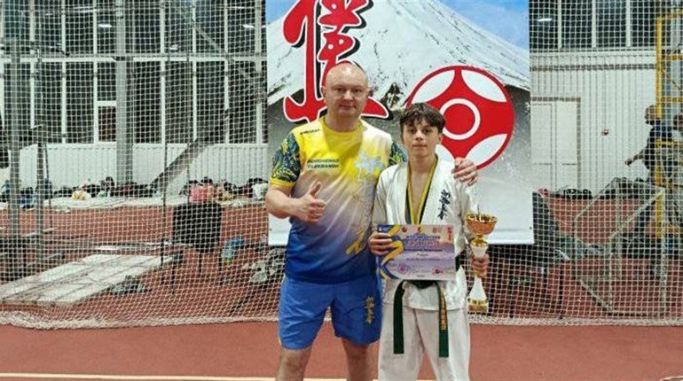 Каратист зі Звягеля Олександр Литвиненко здобув нагороду на чемпіонаті України з кіокушинкай карате