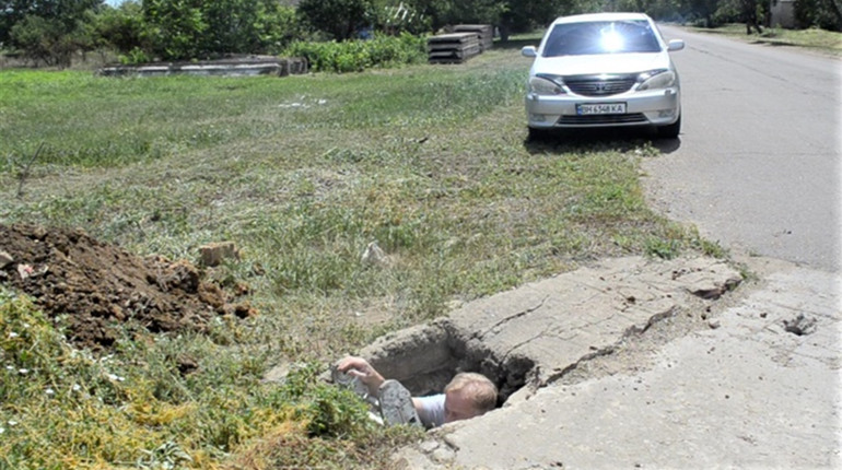 Один день з мером. Що шукав міський голова Біляївської громади у підземеллі села Мирного