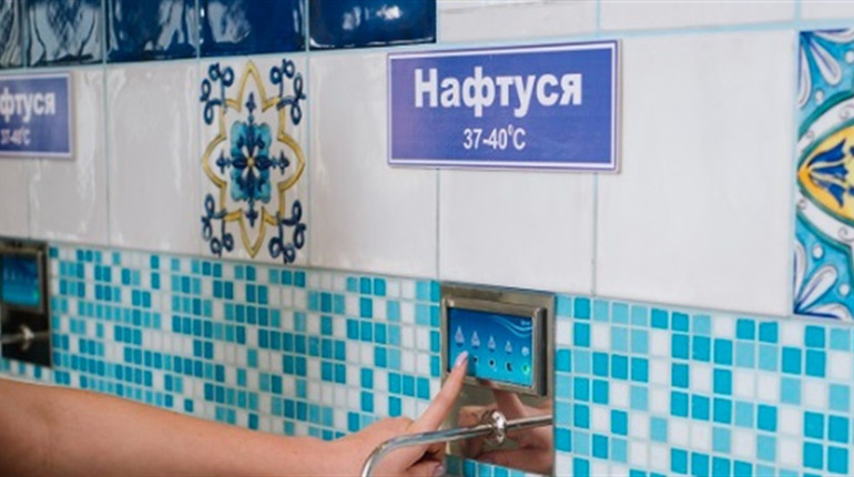 Безплатне лікування “Нафтусею” та забезпечення ліками: хто у Трускавці може цим скористатися