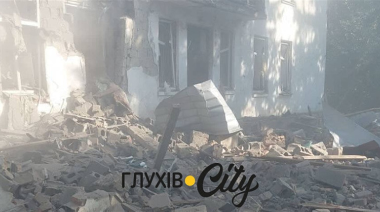 На Глухівщині значні пошкодження внаслідок обстрілів минулої доби. Які села атакували