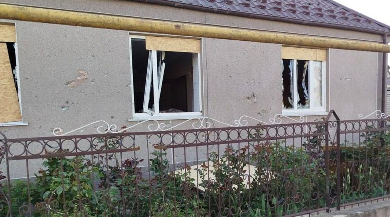 На Херсонщині армія рф завдала ударів по соціальній інфраструктурі та житловим будинкам