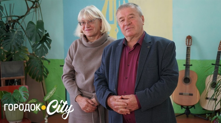 З музикою по життю. Історія подружжя викладачів Сатанівської школи мистецтв