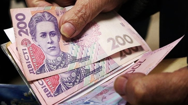 Уманські ветерани отримали виплати до 9 травня