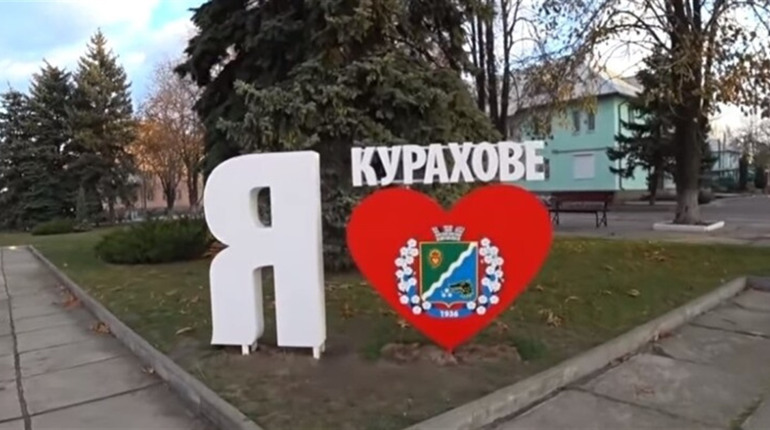 В Кураховому під час обстрілів загинули 13 людей, поранення отримали 29. Чому місцеві не евакуюються