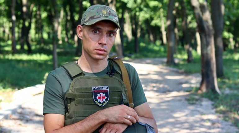 “Я не можу стояти осторонь, коли цілеспрямовано вбивають людей” – поліцейський екіпажу “Білий янгол”